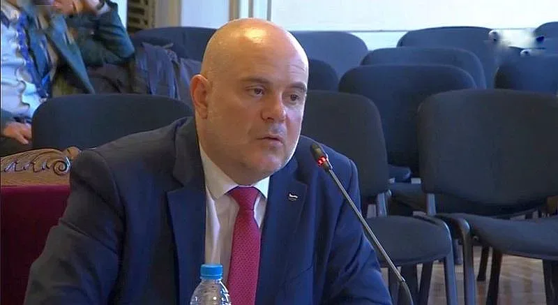 Гешев: Лекарите се борят за здравето и живота ни