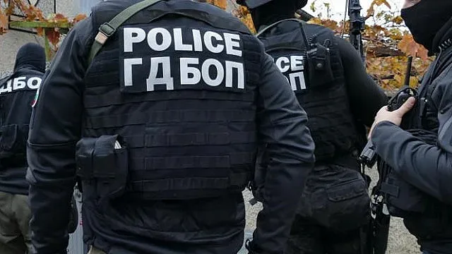 Разбиха нарколаборатория в цех за пилешки разфасовки