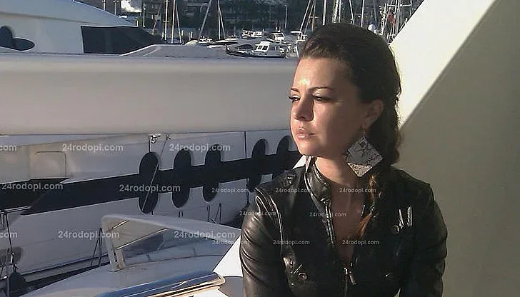 Красивата Хабибе е българката, убита в Майорка