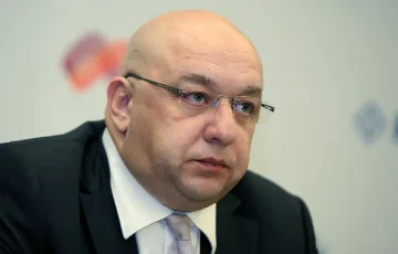 Министър Кралев: Ще има нов комплекс "Червено знаме"