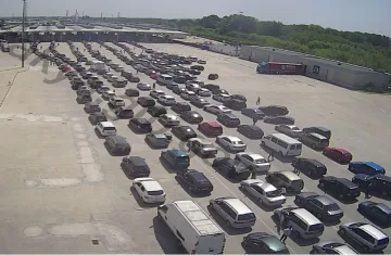 Опашки от коли на турската граница