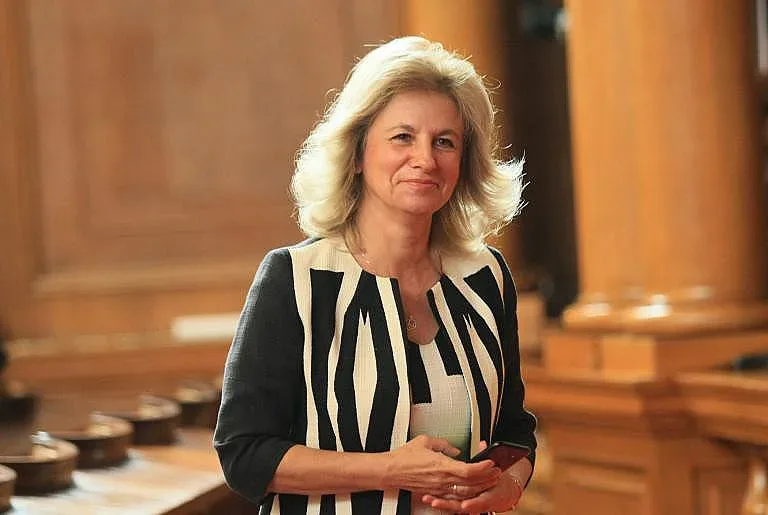 Джафер: Неадекватни решения за коронавируса