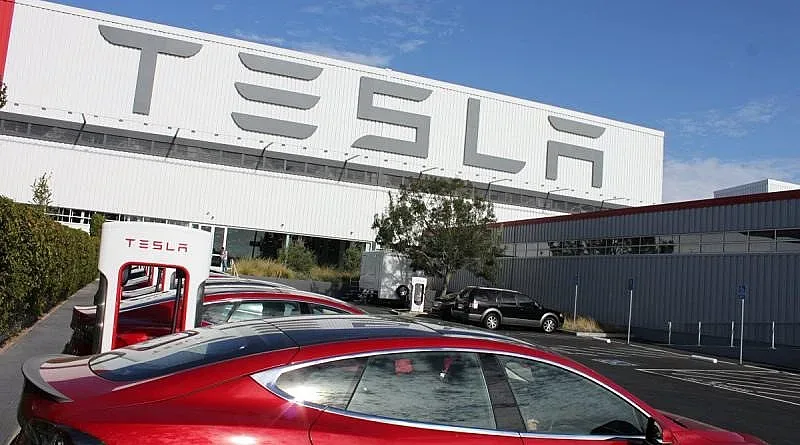 Завод на Тесла не си плаща сметките, спряха му водата