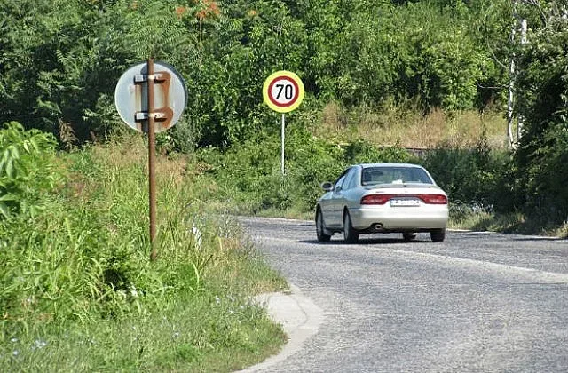 Пътните знаци у нас са призраци
