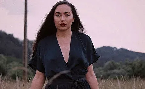 Коя е годеницата на Данчо от "Фермата"