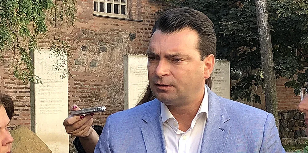 Паргов иска решения за спирките в София