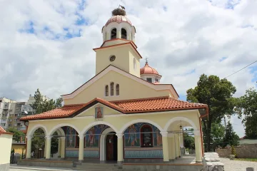 Ценни мощи идват в столичния храм „Света Петка“