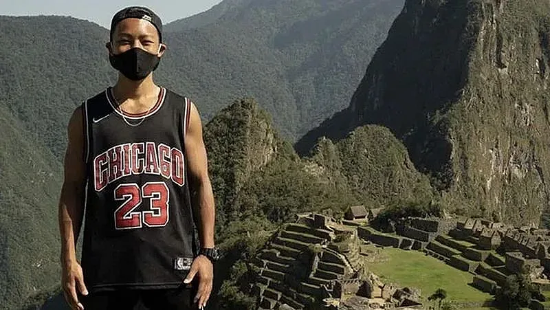 Мачу Пикчу погълна японски турист