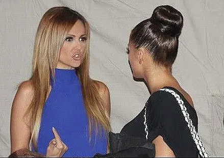 Къде се вталяват поп фолк дивите