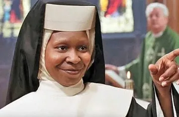 Упи Голдбърг отново е Монахиня в действие