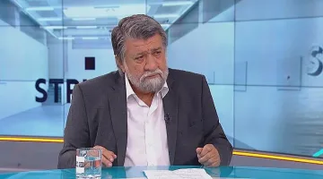 Вежди: Щом Радев каже „Мутри, вън”, опозицията напуска залата