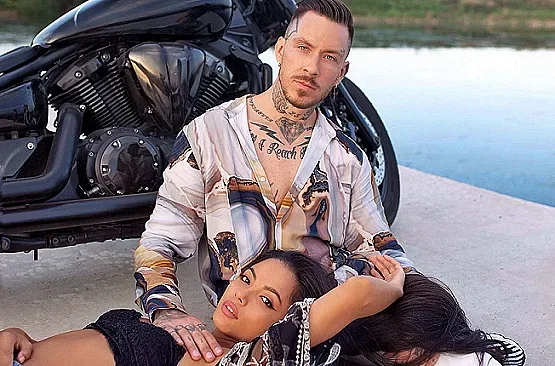 Pavell се обясни в любов с песен