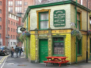 Затварят кръчмите в Северна Англия