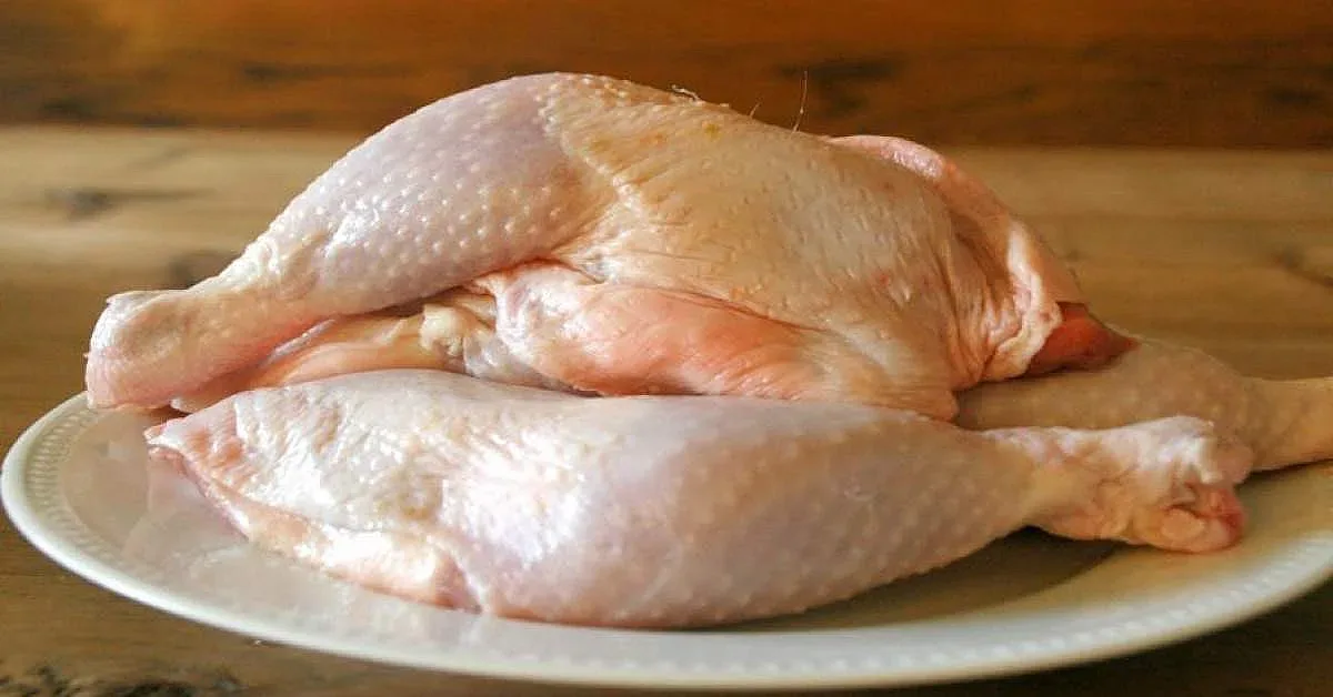 20 000 кг пилешко със салмонела от Полша