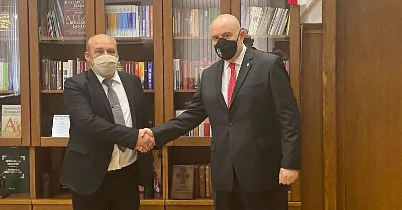 Гешев връчи акта за встъпване в длъжност на прокурор