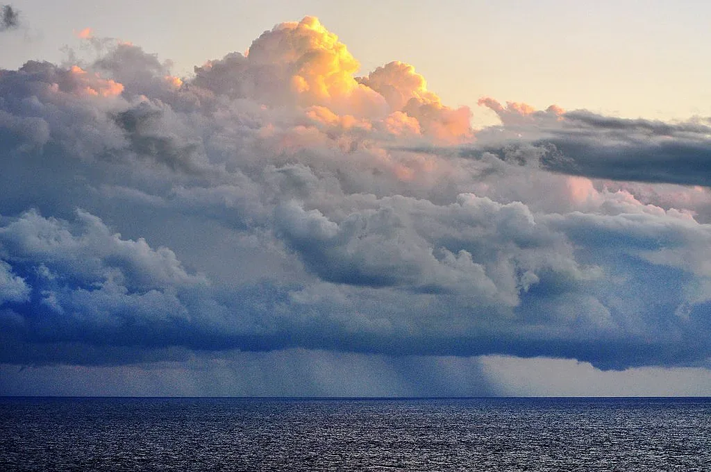 Температурите падат, чакаме дъждовен ден