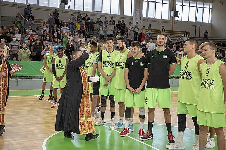 Откриха обновената спортна зала „Стара Загора“