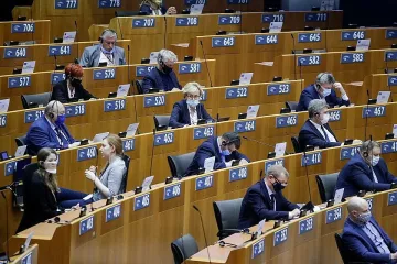 Дебатът в ЕП: Показахме си кирливите ризи