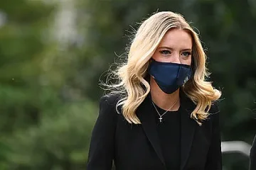 Говорителката на Тръмп с коронавирус