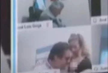 Депутат целува голи гърди в ефир /ВИДЕО 18+/