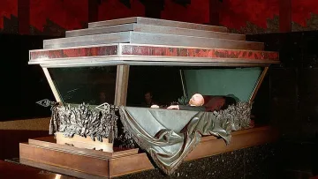 Ще погребват ли Ленин?