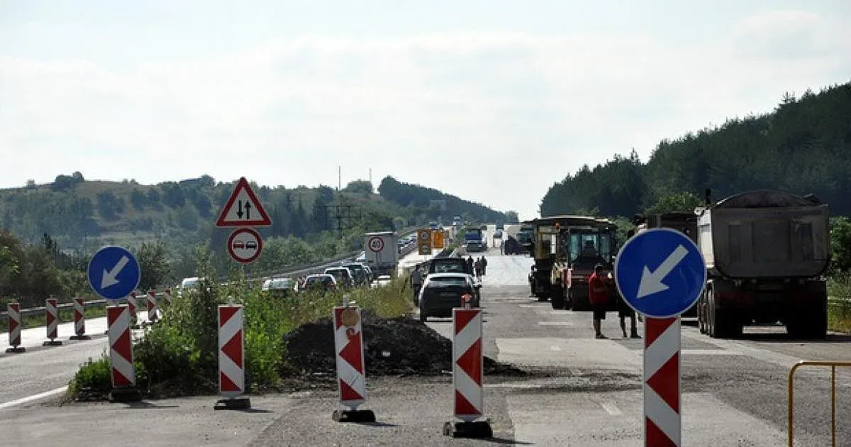 Започва ремонтът на "вълните" по "Тракия"