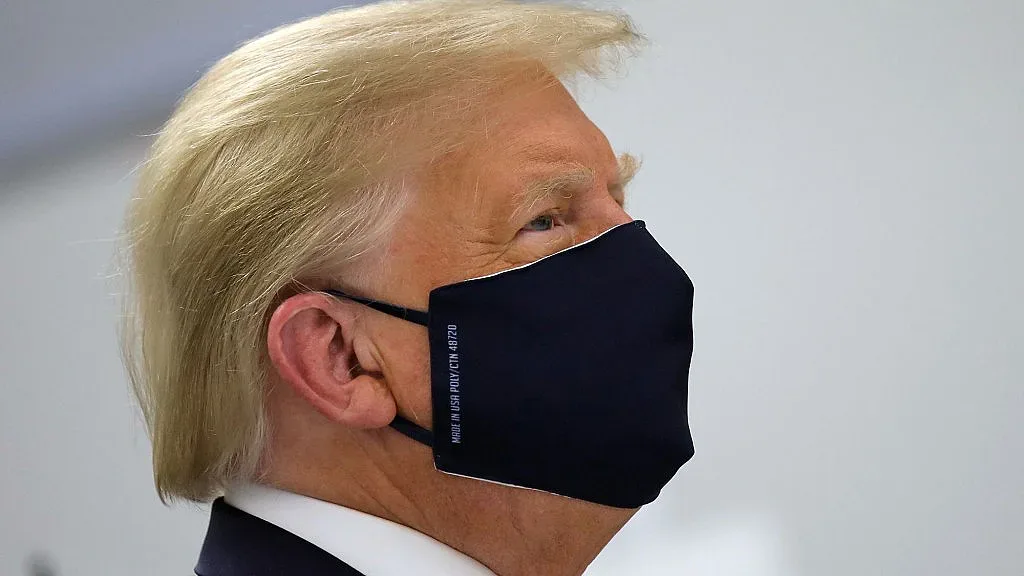 Лекарят на Тръмп: Още не е извън опасност