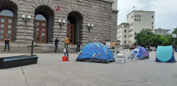 Какво откри полицията в палатките на протеста