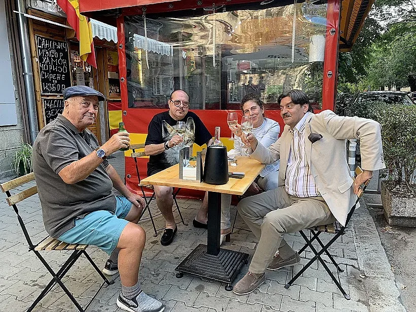 Агент Тенев и Ценко Минкин с роли при Иван Ничев