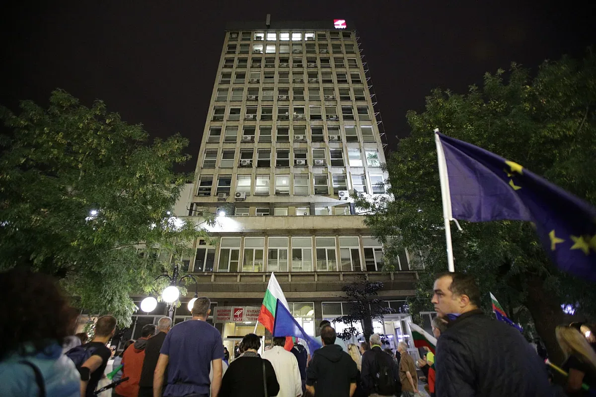 Ден 86 - опит за блокаж на БНТ