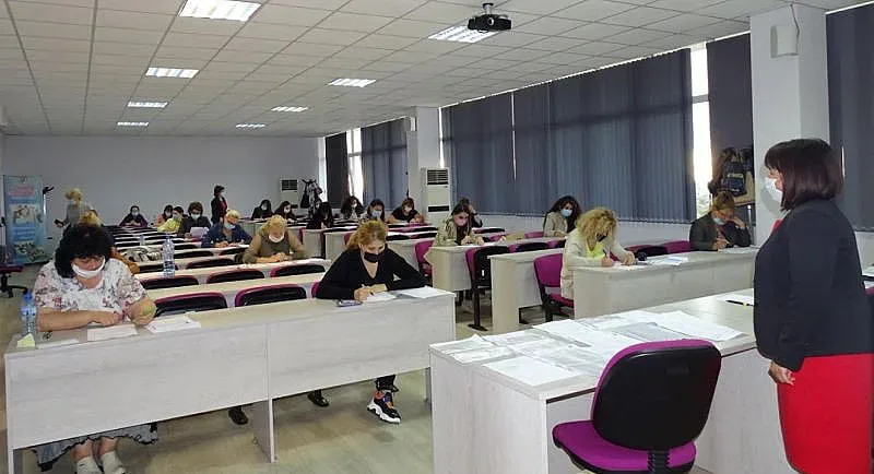 Тракийският университет проведе изпит за магистри по 2 специалности