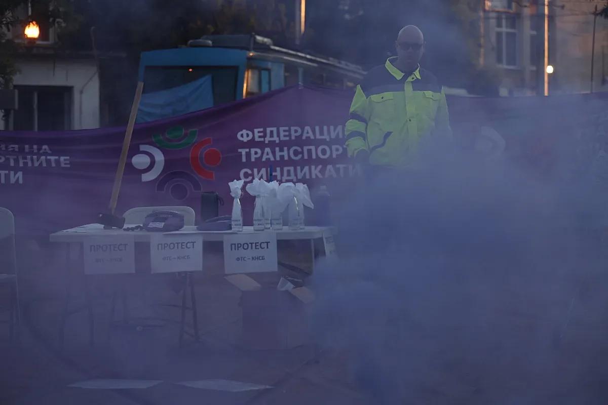 Стачката в София. Удължават ли блокадата? /СНИМКИ/