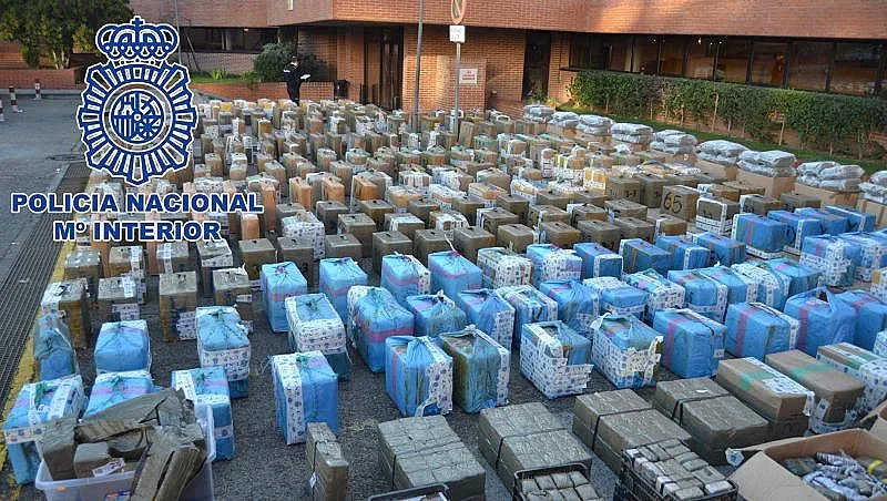 Българи хванати с огромна пратка хашиш в Испания