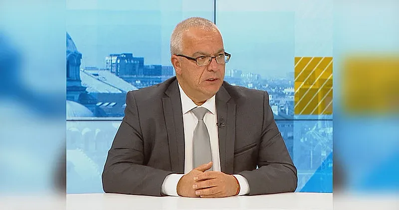 Обвиняват Нинова в едноличен режим в БСП