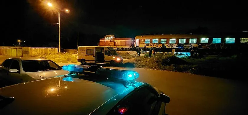 Влак прегази мъж пресичал неправилно
