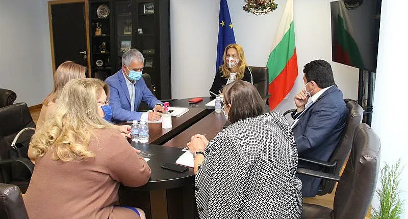 България облекчи last minute визи за руски туристи