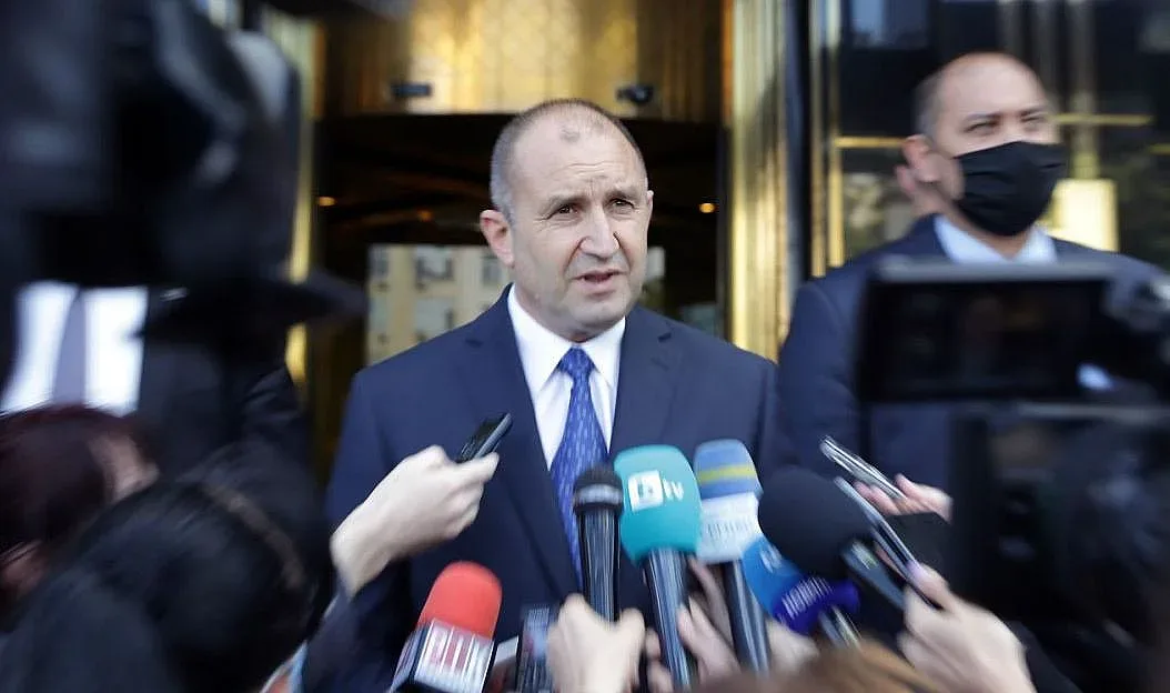 Президентът ще направи обръщение към народа