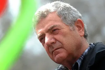 Стефан Цанев с тежки думи за протеста и простаците