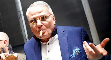 Как Христо Сираков успокояваше манекенките