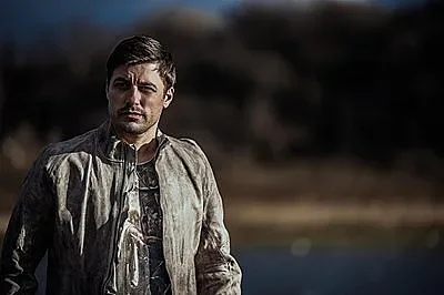 Владо Карамазов се връща в театъра