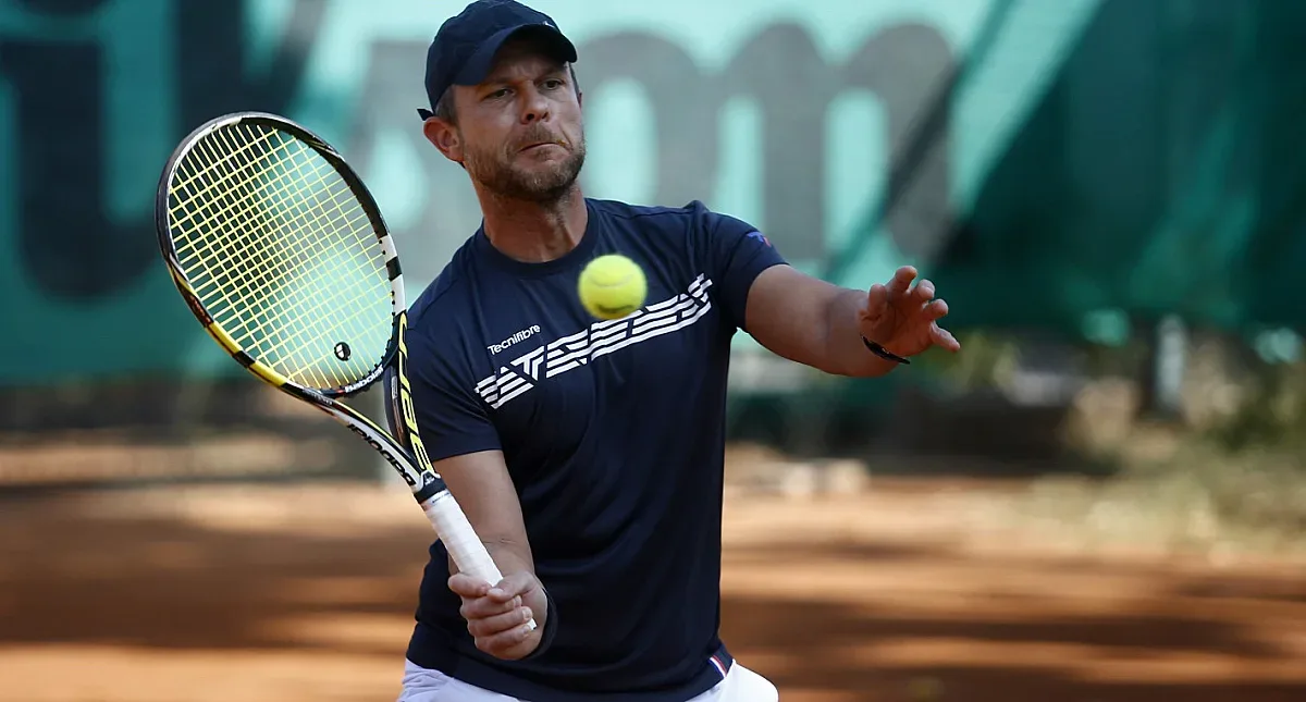 Ненчо Балабанов хвана ракетата