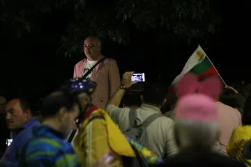 Пак стягат въстание. НСО под строй в Търново