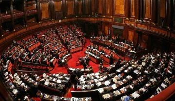 Италианците удариха тесла на депутатите