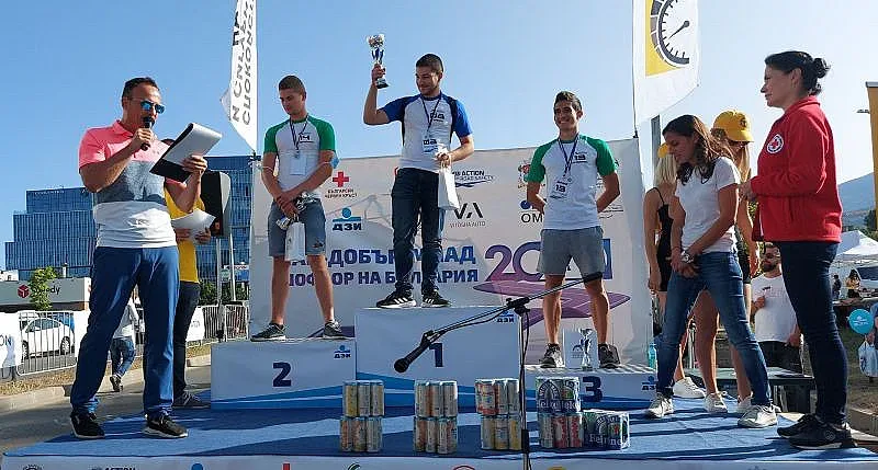 22-г. габровец е най-добрият млад шофьор на България