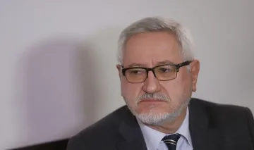 Скопие ни мотае с преговорите за историята