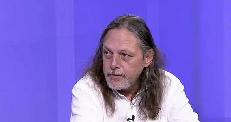 Алгафари: Трудно съчетавам "президент" с Радев