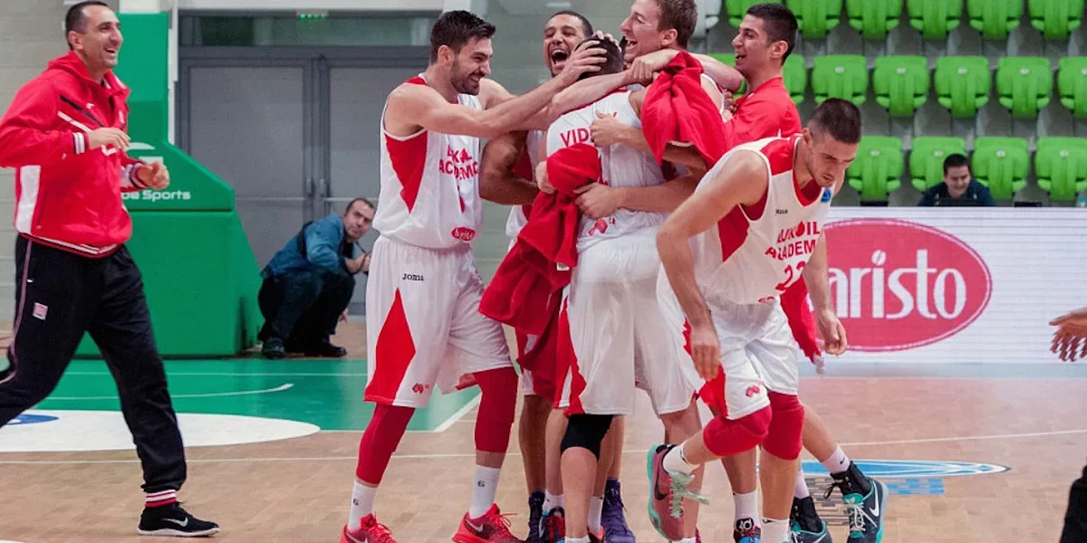 Славен български клуб е пред изчезване