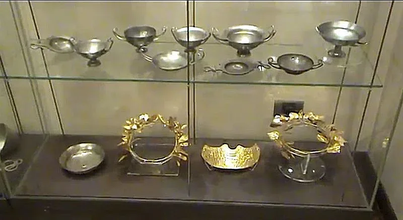 Изземват още културни ценности от Божков