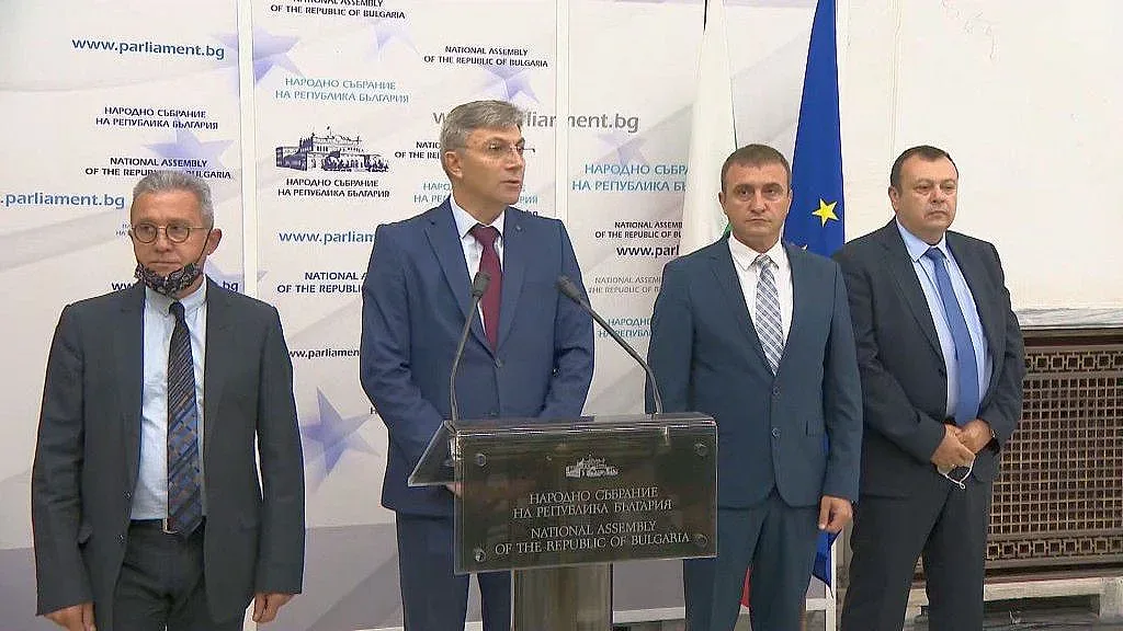 ДПС с акция срещу изборния кодекс на управляващите