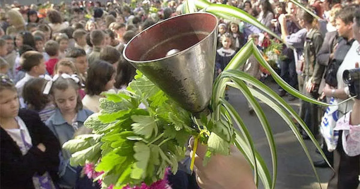 Над 717 000 деца чуха училищния звънец